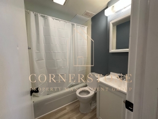 Remodeled 2 bedroom Apartment by Butler School!