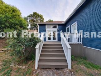 Charming 3-Bed, 2-Bath Home in San Antonio
