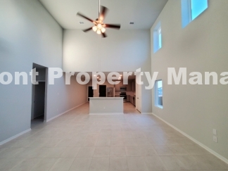 Spacious 4 Bed, 3.5 Bath Home in San Antonio, TX - Must See!