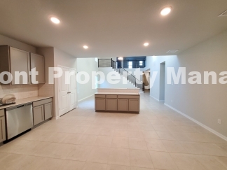 Spacious 4 Bed, 3.5 Bath Home in San Antonio, TX - Must See!