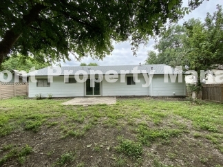 Great 3-bedroom 1 Full Bath home in The Hills Community!