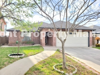 Charming 3 Bed, 2 Bath Home with Fireplace in San Antonio!