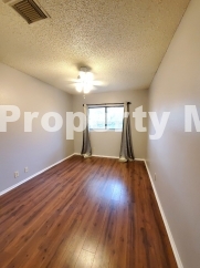 Charming 3 Bed, 2 Bath Home with Fireplace in San Antonio!