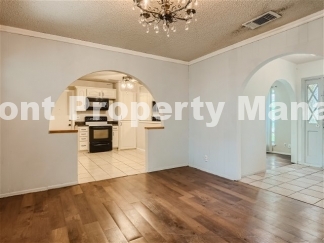 Spacious 3 bedroom, 2 bath in NE San Antonio!