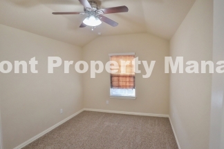 Beautiful 4 Bedroom, 2.5 Bath in the Escondido subdivision!