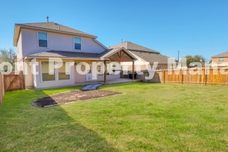Beautiful 4 Bedroom, 2.5 Bath in the Escondido subdivision!