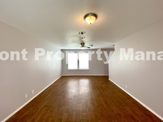 Three Bedroom Two & Half Bath Home in Mission Creek Community!!!