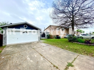 Great 3 Bedroom 2 Full Bath home in Tara Community!