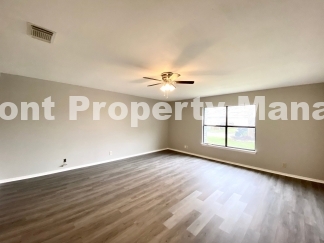 Great 3 Bedroom 2 Full Bath home in Tara Community!