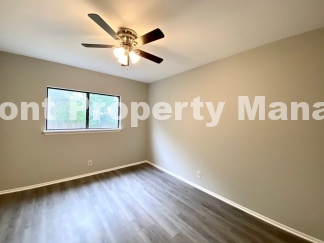 Great 3 Bedroom 2 Full Bath home in Tara Community!