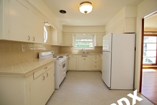 Exquisite 2 Bedroom South Burlingame Home with Lots of Character
