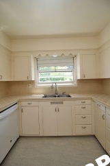 Exquisite 2 Bedroom South Burlingame Home with Lots of Character