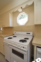 Exquisite 2 Bedroom South Burlingame Home with Lots of Character