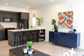 Stylish Courtyard 1 Bedroom in  New Arbor Lodge Apartment Community