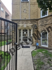 6518 N Mozart St, Unit 1 Chicago, IL, 60645
