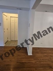 6518 N Mozart St, Unit 1 Chicago, IL, 60645
