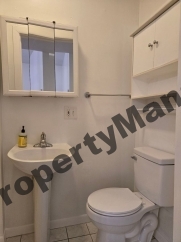 6518 N Mozart St, Unit 1 Chicago, IL, 60645
