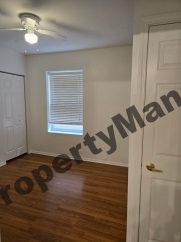6518 N Mozart St, Unit 1 Chicago, IL, 60645