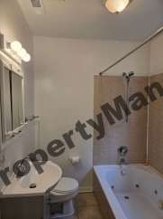 6518 N Mozart St, Unit 1 Chicago, IL, 60645