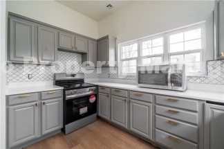 Gravette Gem: Remodeled 3-Bed, 2.5-Bath with Stunning Kitchen