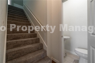 Gravette Gem: Remodeled 3-Bed, 2.5-Bath with Stunning Kitchen