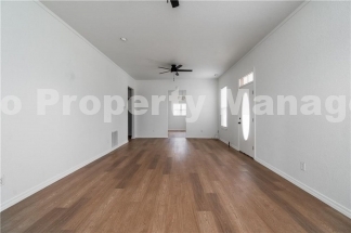 Gravette Gem: Remodeled 3-Bed, 2.5-Bath with Stunning Kitchen