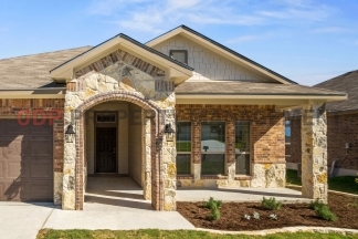 3 Bedroom Home in Wyndham Hills (Academy ISD)!