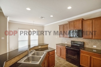 3 Bedroom Home in Wyndham Hills (Academy ISD)!