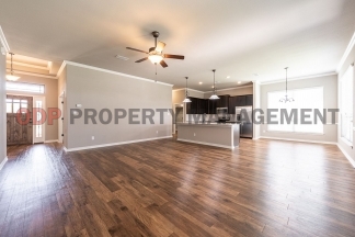Beautiful Home in The Groves (Belton ISD)!