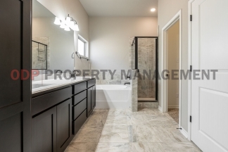 Beautiful Home in The Groves (Belton ISD)!