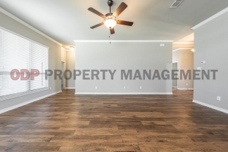 Beautiful Home in The Groves (Belton ISD)!