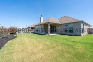 Beautiful Home in The Groves (Belton ISD)!