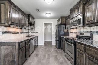 Comfortable Living in Pea Ridge: 3 Bed, 2 Bath Home