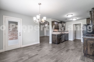 Comfortable Living in Pea Ridge: 3 Bed, 2 Bath Home