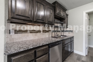 Comfortable Living in Pea Ridge: 3 Bed, 2 Bath Home