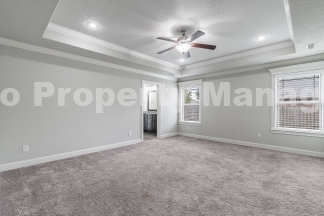 Comfortable Living in Pea Ridge: 3 Bed, 2 Bath Home