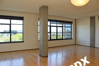 ~1000 sq ft Stunning Loft-Style Studio Unit at The Elizabeth