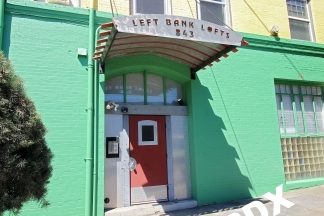 Move In Special** Recently Renovated Mississippi Top Floor 1bd+bonus in Historic Left Bank Lofts Building