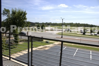 Modern 1-Bedroom Oasis in Bentonville with Abundant Light