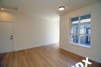**RENT SPECIAL**Sleek, Contemporary & Modern Living in the Heart of Sellwood!