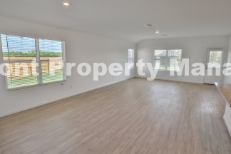 Beautiful New 4 bedroom in Converse!