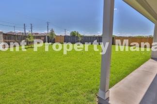 Beautiful New 4 bedroom in Converse!