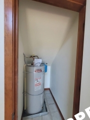 Spacious 2 bedroom, 2 Bath with loft!