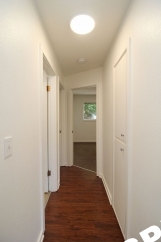 Nicely Updated 2 Bedroom at The Easton Apartments in SE PDX!