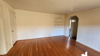 Hollywood Spanish Courtyard 1 Bedroom Apartment