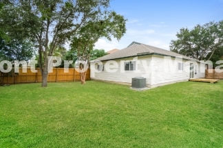 Charming 3-Bedroom Oasis with 2 Full Baths and Spacious 1,734 Sq. Ft. Layout in Converse, TX!