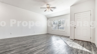 Beautiful three-plex in Decatur!