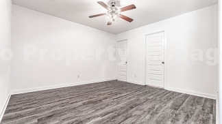 Beautiful three-plex in Decatur!