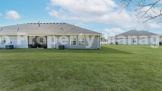 Beautiful three-plex in Decatur!