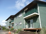 Close In SE 2 Bedroom Apartment Home near SE Division and Reed College